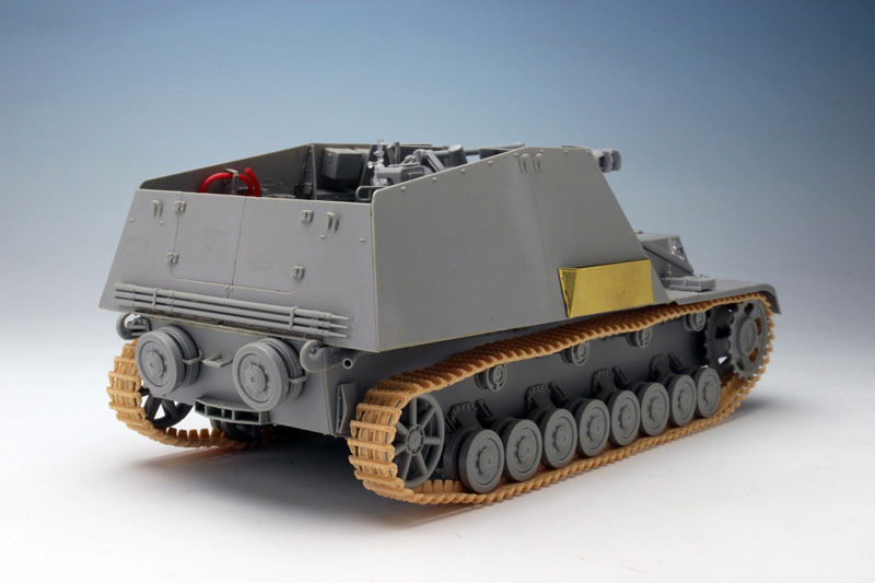 cyber-hobby 1/35 Sd.Kfz.165 Hummel-Wespe