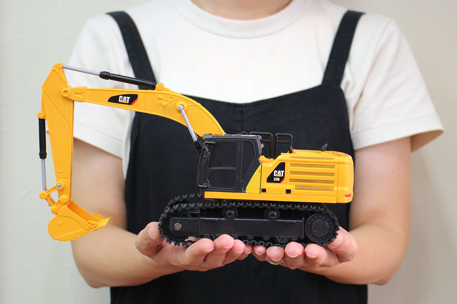 1/35 RC CAT 336 Hydraulic Excavator