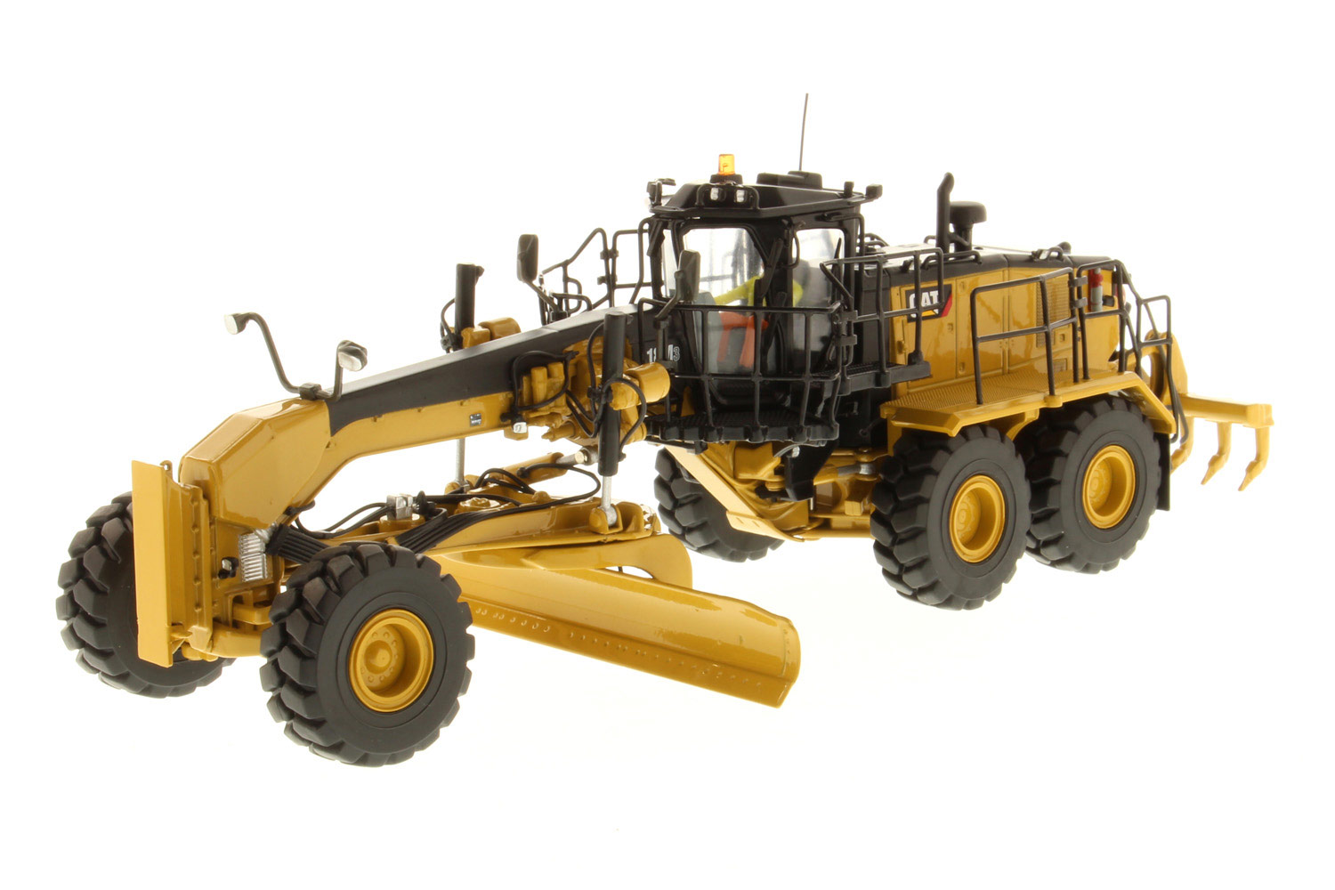 ダイキャストマスター 1/50 ハイラインシリーズ Cat 18M3 モータグレーダ