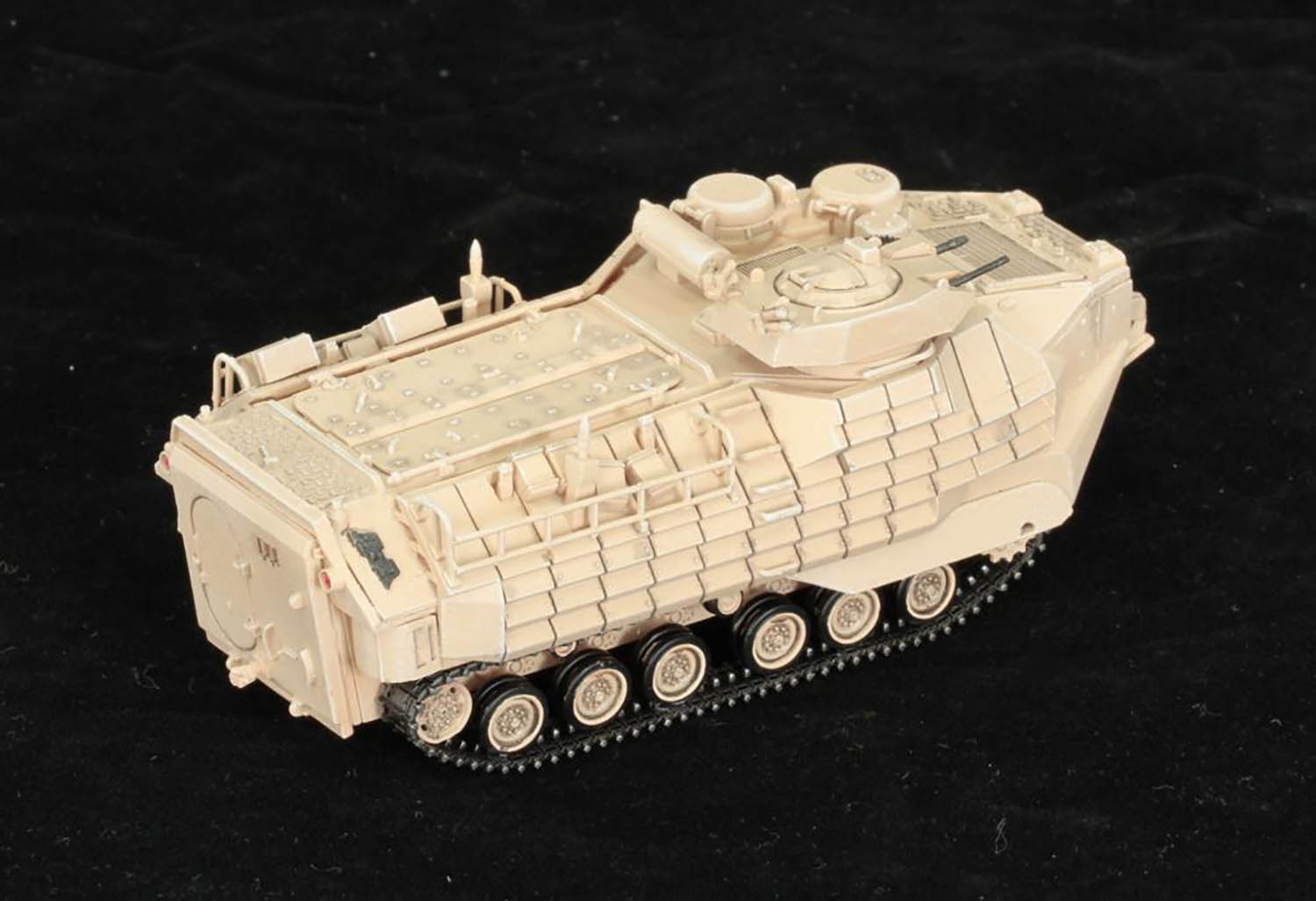 1/72 ꥫʼ ΦξѼ AAV7A1 w/EAAK ǥȥ - ɥĤ