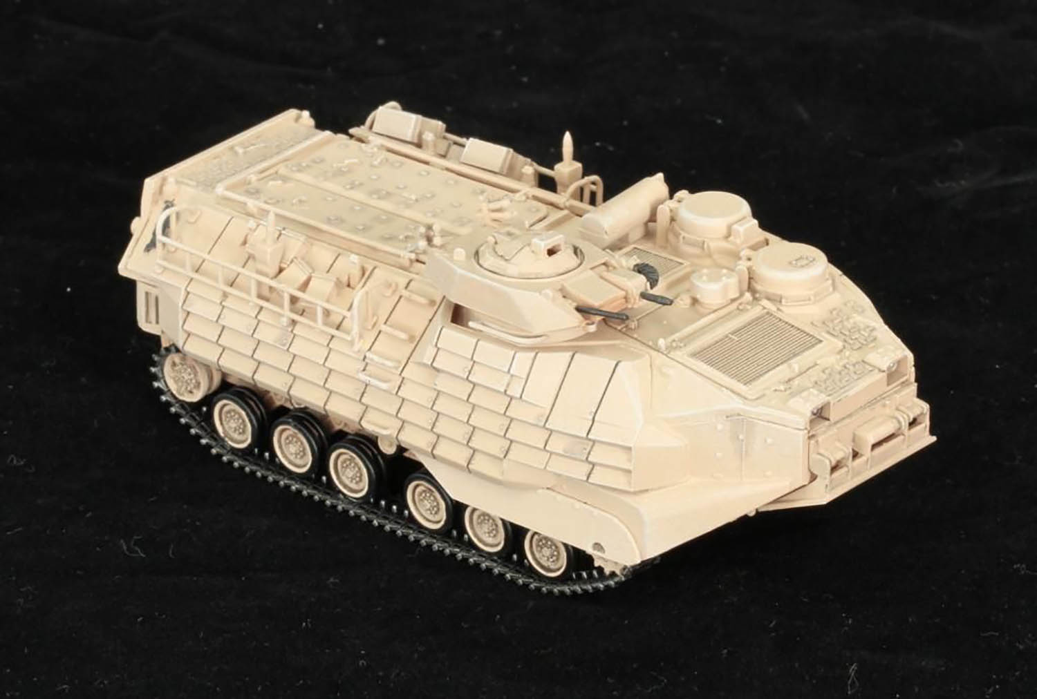 1/72 ꥫʼ ΦξѼ AAV7A1 w/EAAK ǥȥ - ɥĤ