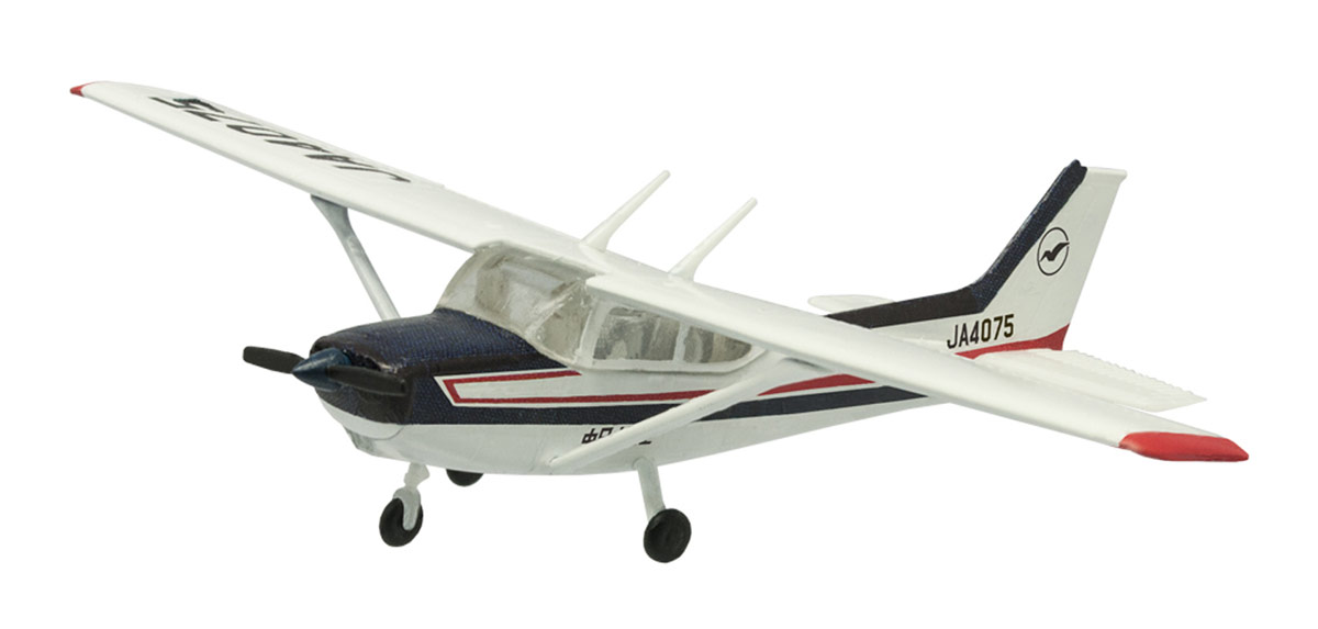 F-Toys 1/144 CESSNA172SKYHAWK