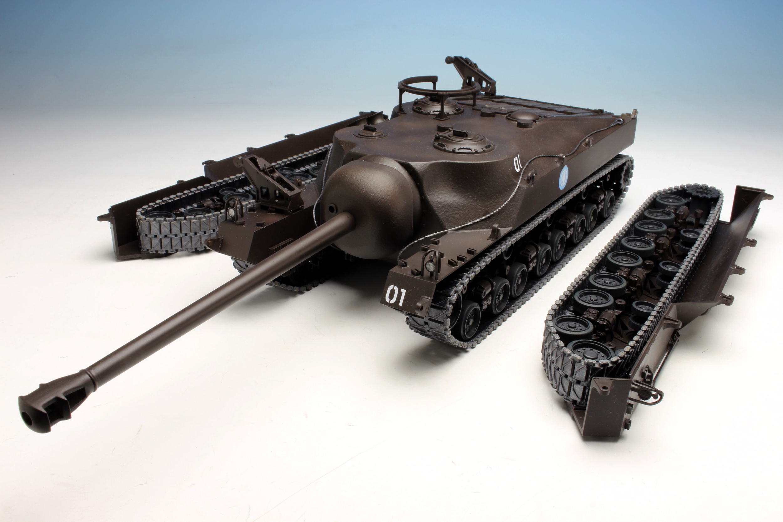 PLATZ 1/35 T28 Heavy Tank (T95 Gun Motor Carriage)