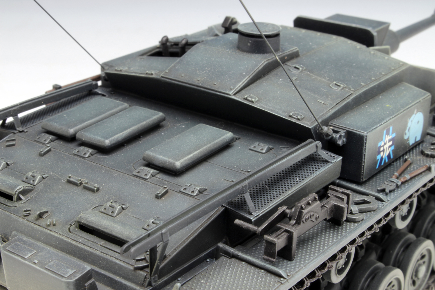 PLATZ 1/35 "Sturmgeschütz III Ausf.F"(sd.kfz.141/1)