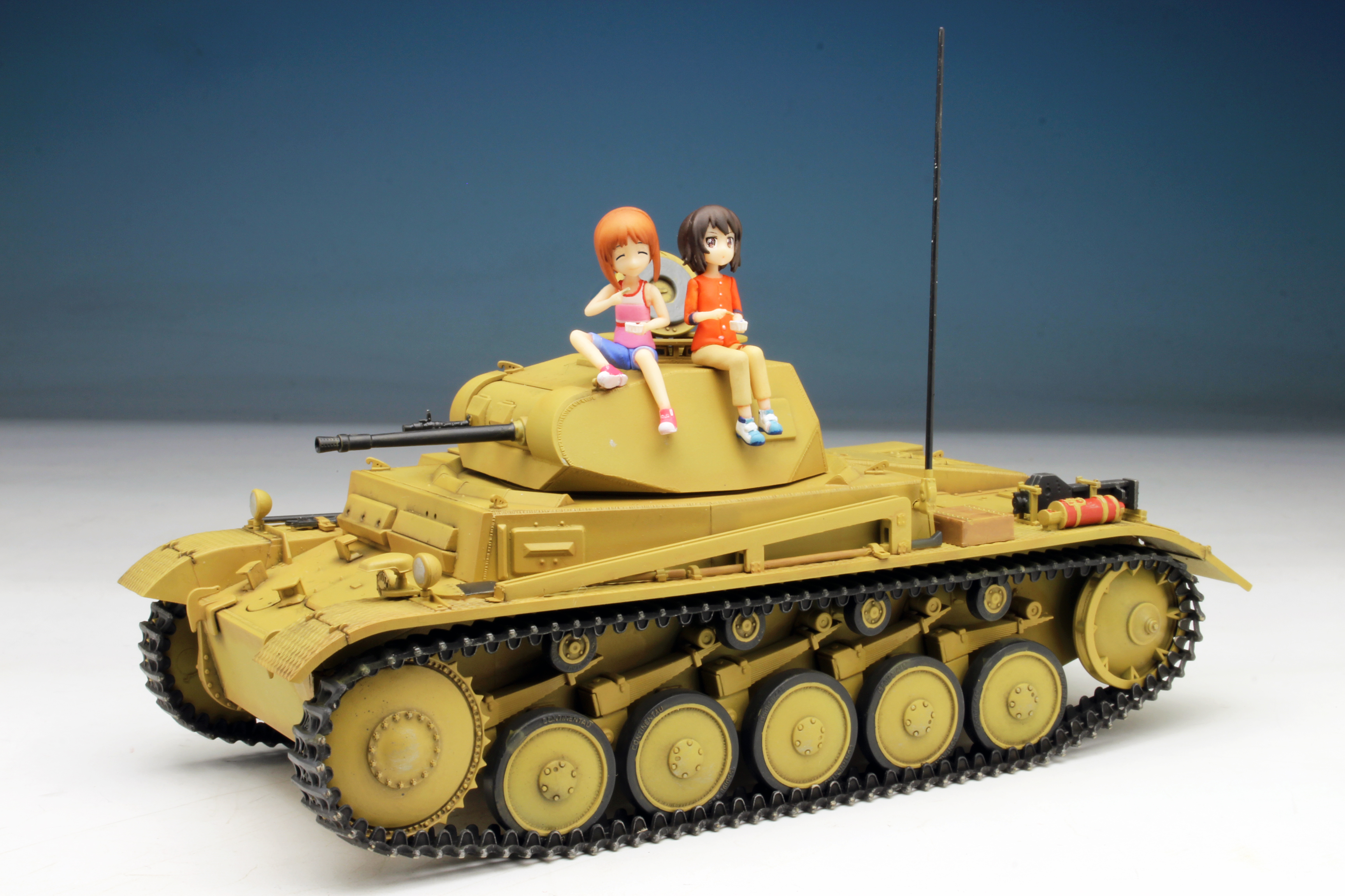 PLATZ 1/35 Panzerkampfwagen II Ausf.F Memory of Miho and Maho