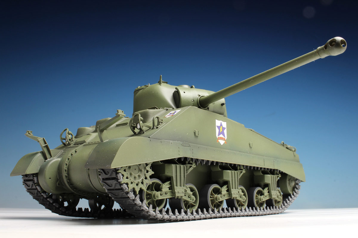 PLATZ 1/35 Sherman VC Firefly of Saunders University High School