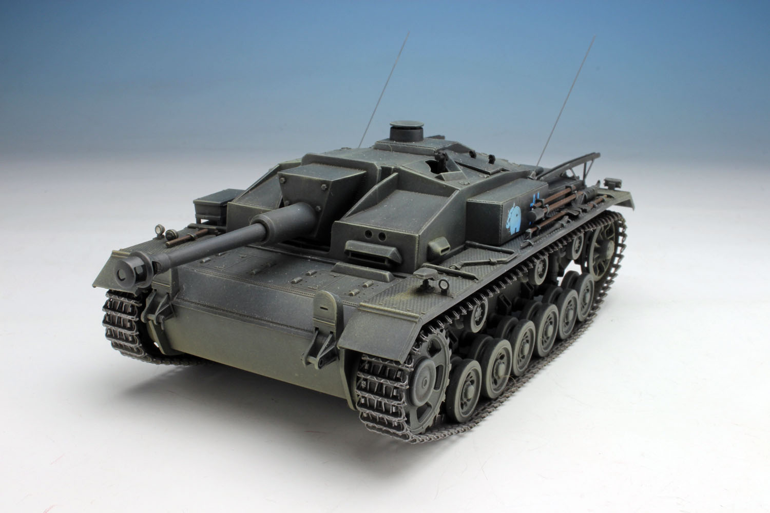 PLATZ 1/35 Sturmgeschutz III Ausf. F TEAM KABASAN w/Figures Set