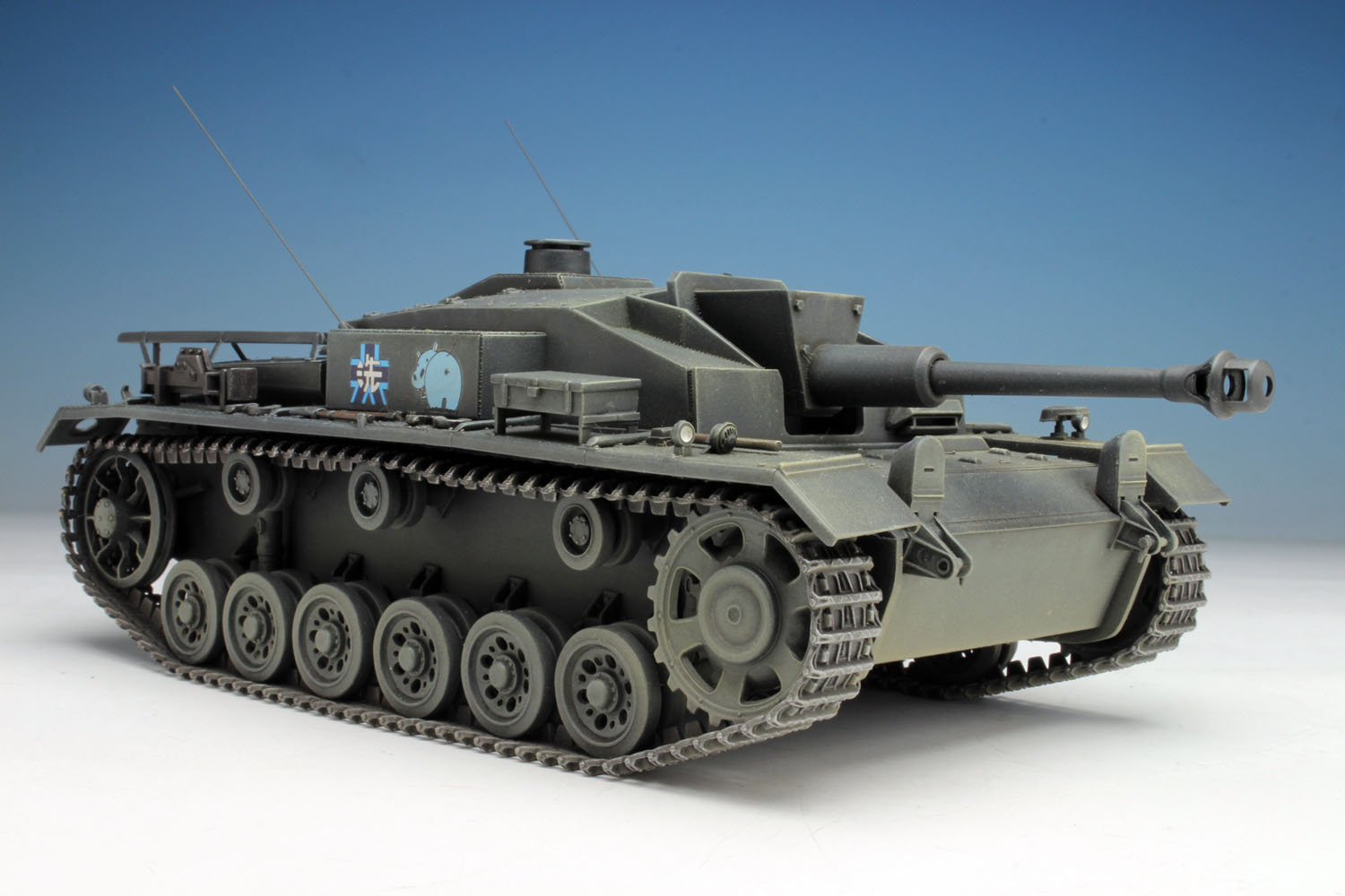 PLATZ 1/35 Sturmgeschutz III Ausf. F TEAM KABASAN w/Figures Set