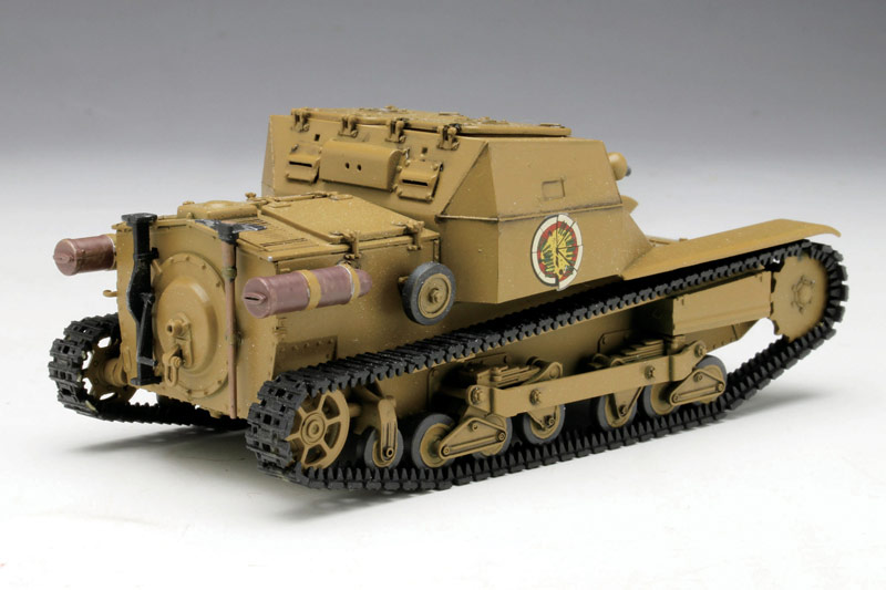 PLATZ 1/35 CarroVerloce CV33 Anzio Girls' High School ver.