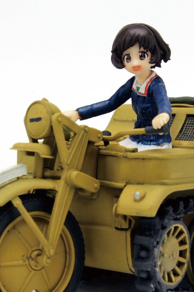 GIRLSundPANZER der FILM 1/35 Kettenkrad w/Magic truck + Figure