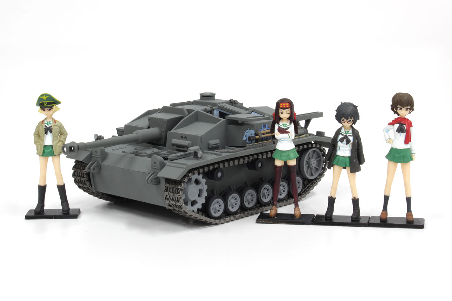 GIRLSundPANZER 1/35 Deformed StuG III Ausf.F+Figure Kit