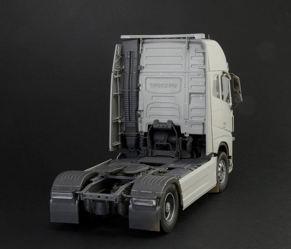 イタレリ 1/24 ボルボ FH4 グローブトロッター XL [IT3940] - 10,340円 :  プラモデル・模型メーカー【有限会社プラッツ】｜飛行機・戦車などの製造・販売｜静岡 PLATZ Co.,Ltd.