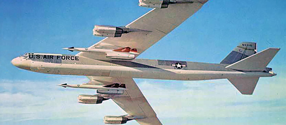 ボーイング B-52D ストラトフォートレス 米空軍 タミヤ 1/100