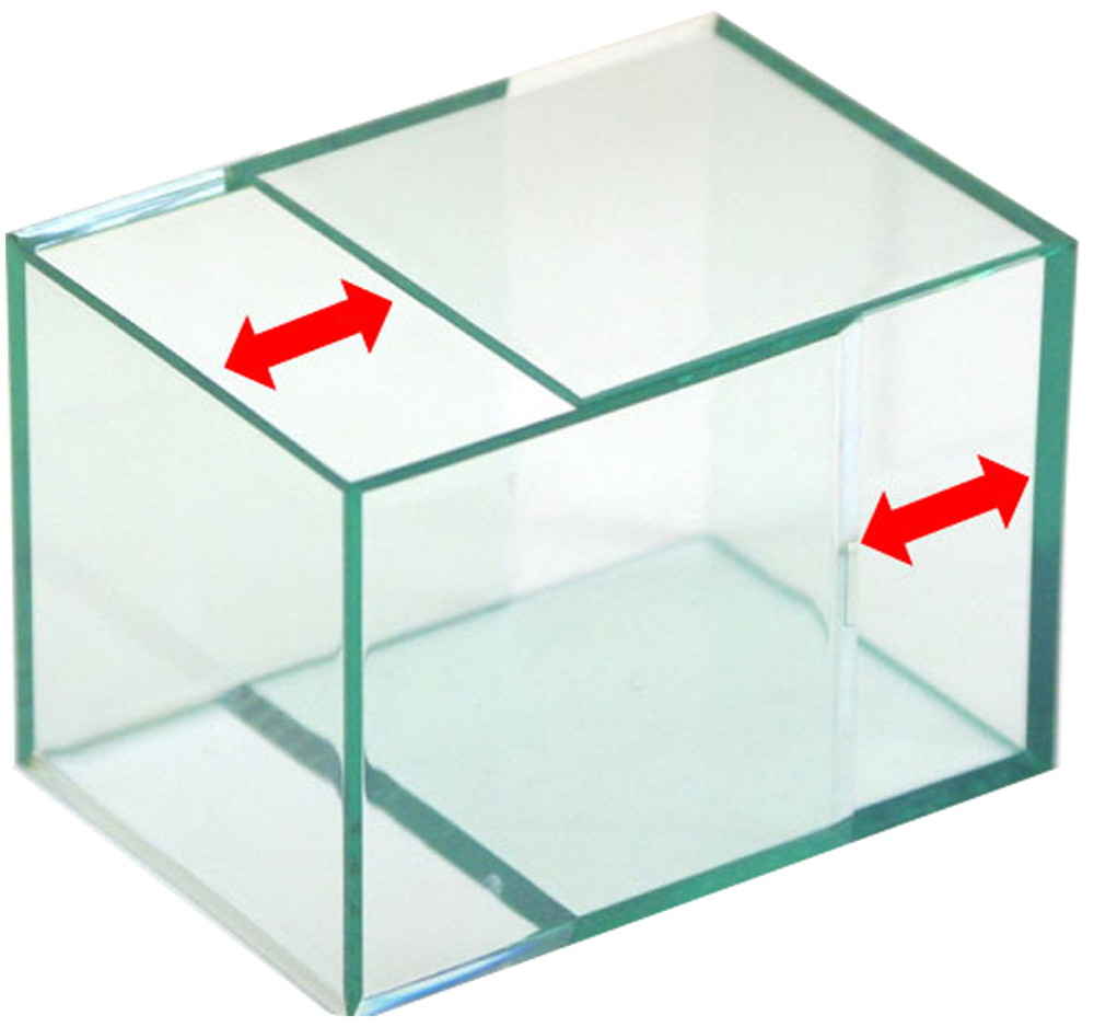 MINORU CUBE Clear Display Case (Greenish Glass Color) S