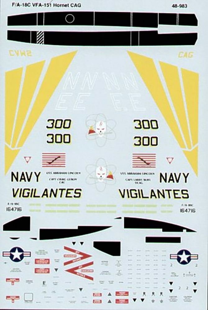 スーパースケール 1/32 アメリカ海軍 F/A-18C ホーネット VFA-151 ヴィジランティス CAG機 - ウインドウを閉じる