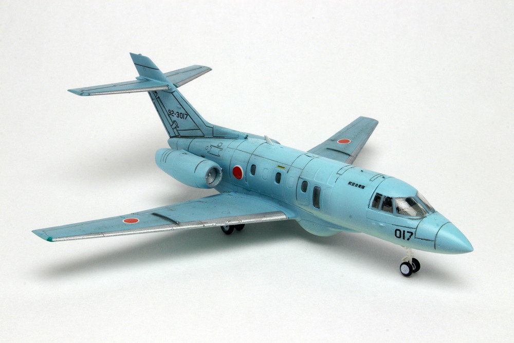 プラッツ 1/144 よみがえる空 航空自衛隊 UH-60J & U-125A : プラモデル・模型メーカー【有限会社プラッツ】｜飛行機・戦車