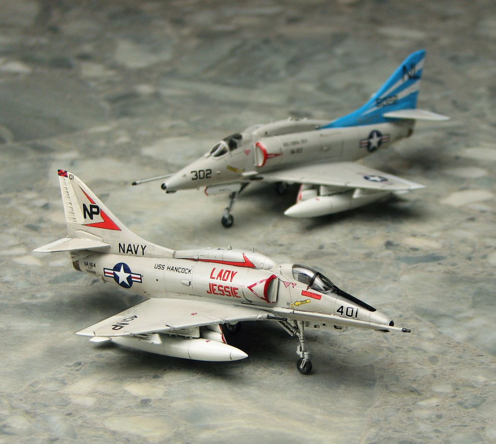 ץå1/144 A-4F ۡ ɥǥ/ ֥롼ƥե饤(2å)