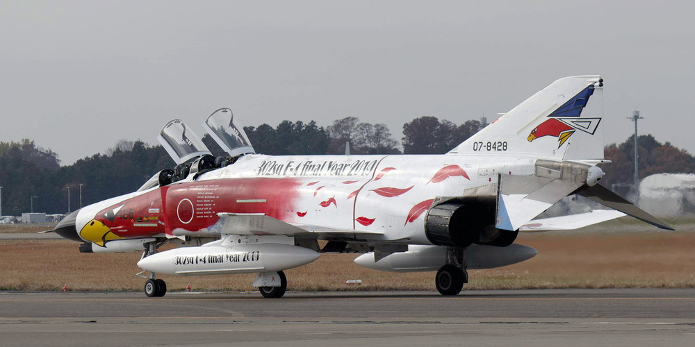 1/144 JASDF F-4EJ KAI PHANTOM II JASDF 302 the Final Year 2019