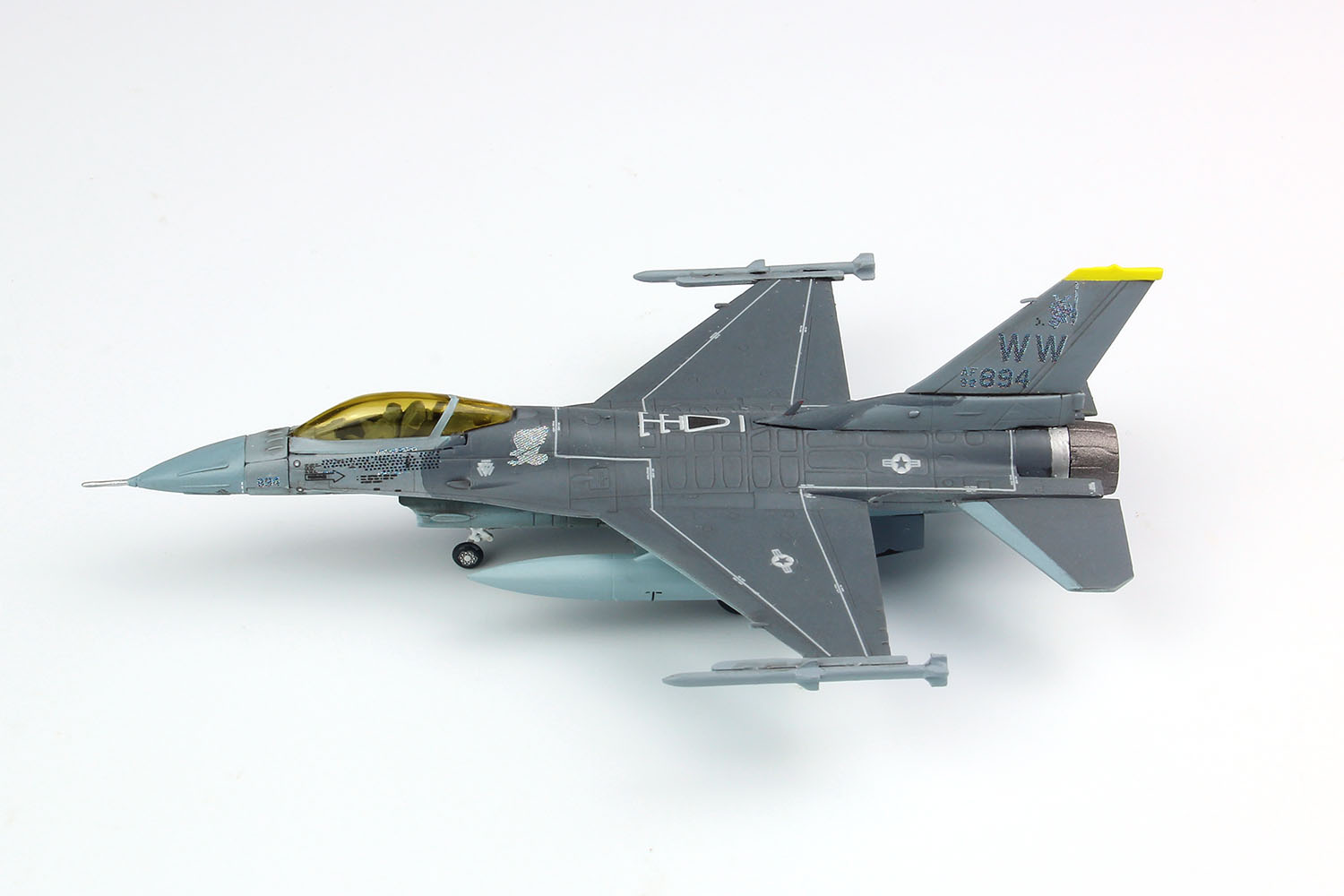 PLATZ 1/144 USAF F-16C Fighting Falcon PACAF Demonstration Team