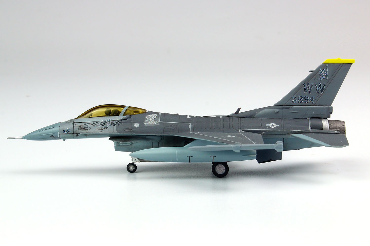 1/144 ꥫ PACAF F-16C ǥ󥹥ȥ졼 - ɥĤ
