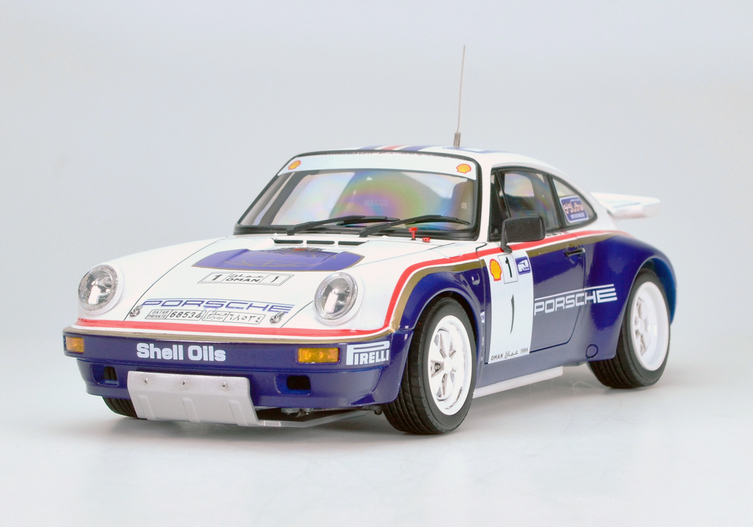 PLATZ/NUNU 1/24 PORSCHE 911 SC RS '84 OMAN RALLY WINNER