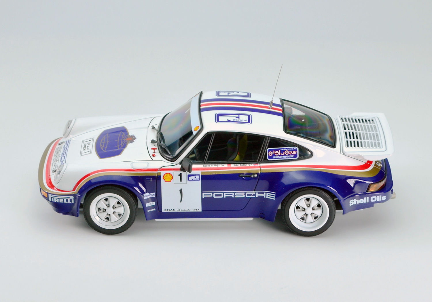 PLATZ/NUNU 1/24 PORSCHE 911 SC RS '84 OMAN RALLY WINNER