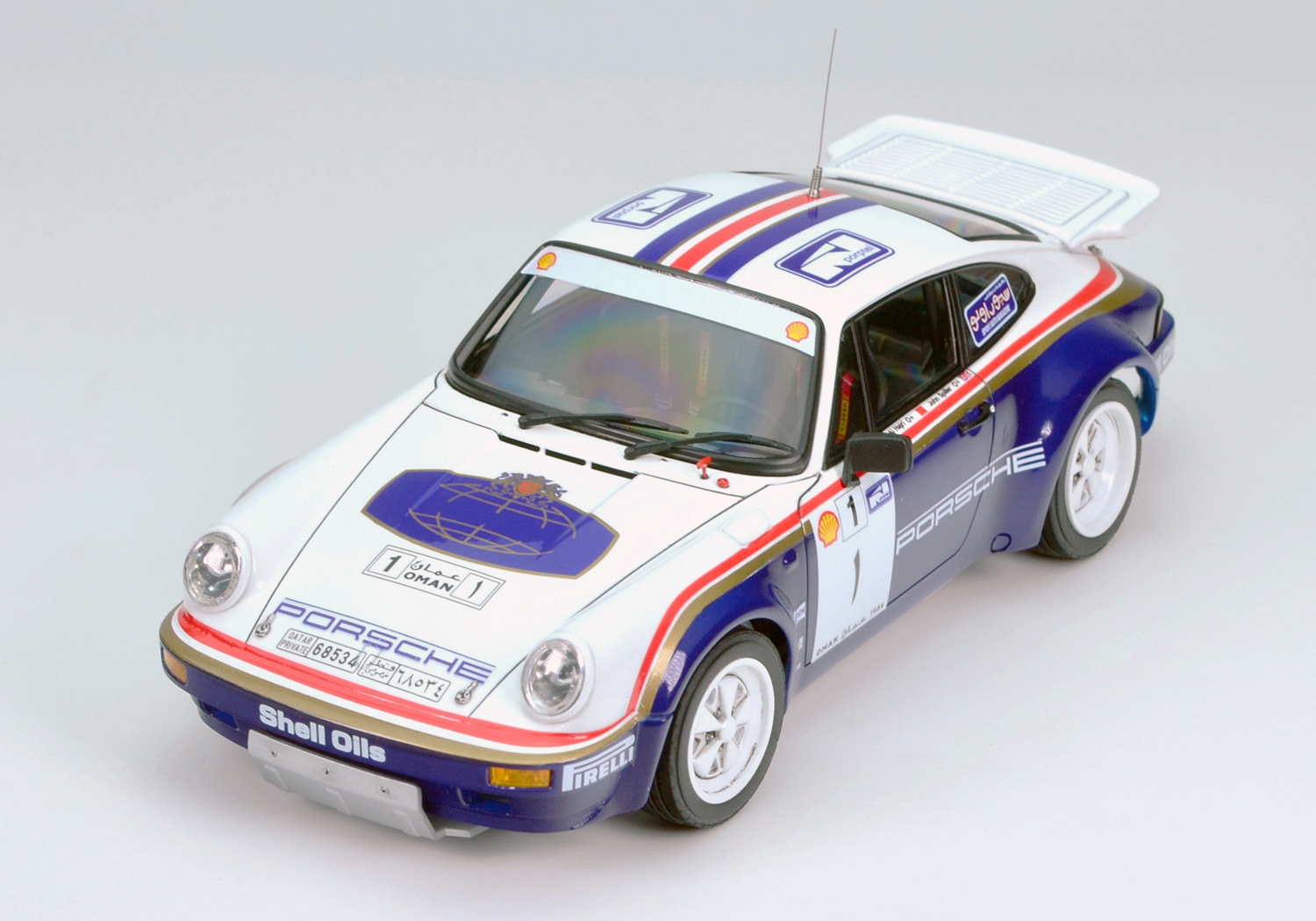 PLATZ/NUNU 1/24 PORSCHE 911 SC RS '84 OMAN RALLY WINNER