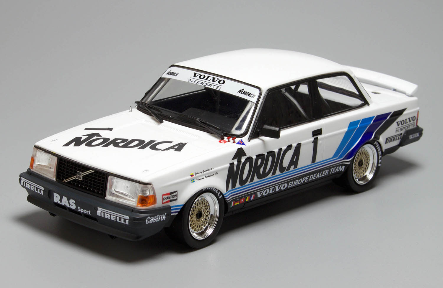 PLATZ/nunu 1/24 VOLVO 240 TURBO '86 ETCC HOCKENHEIM WINNER