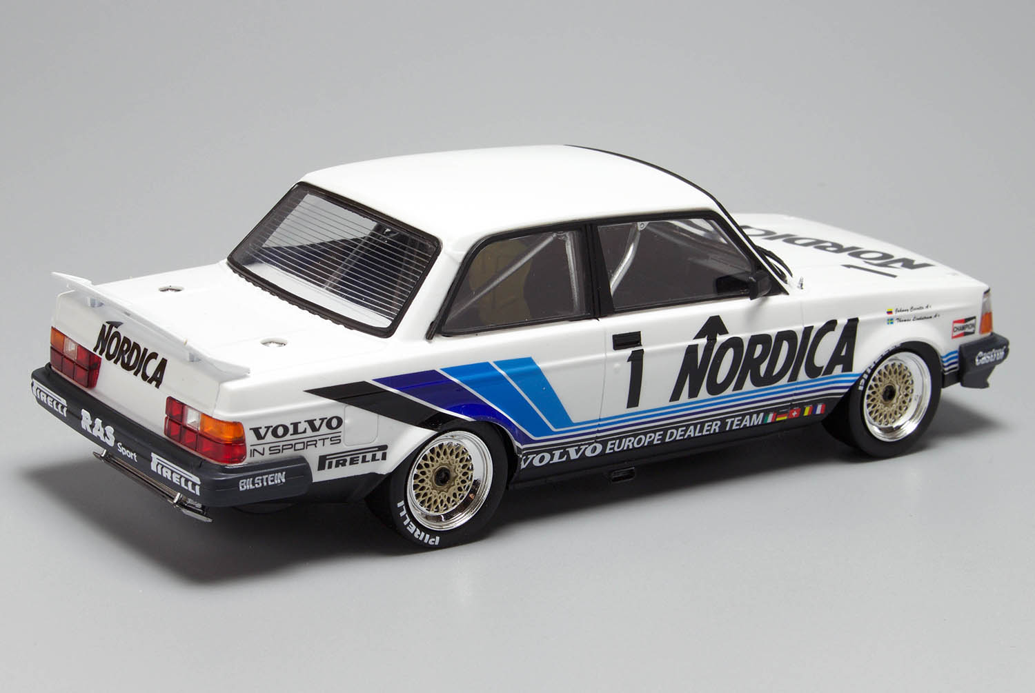 PLATZ/nunu 1/24 VOLVO 240 TURBO '86 ETCC HOCKENHEIM WINNER