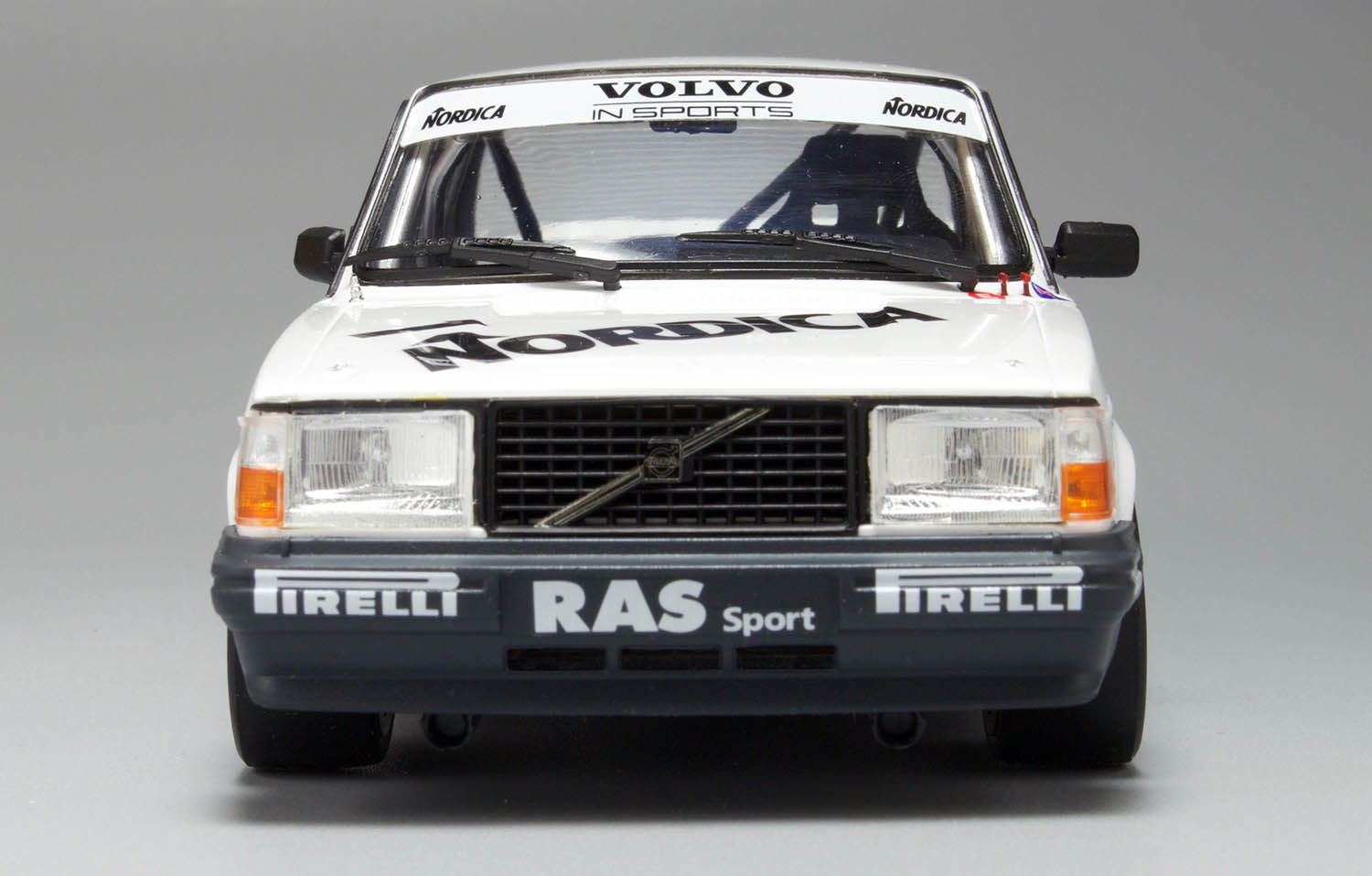 PLATZ/nunu 1/24 VOLVO 240 TURBO '86 ETCC HOCKENHEIM WINNER