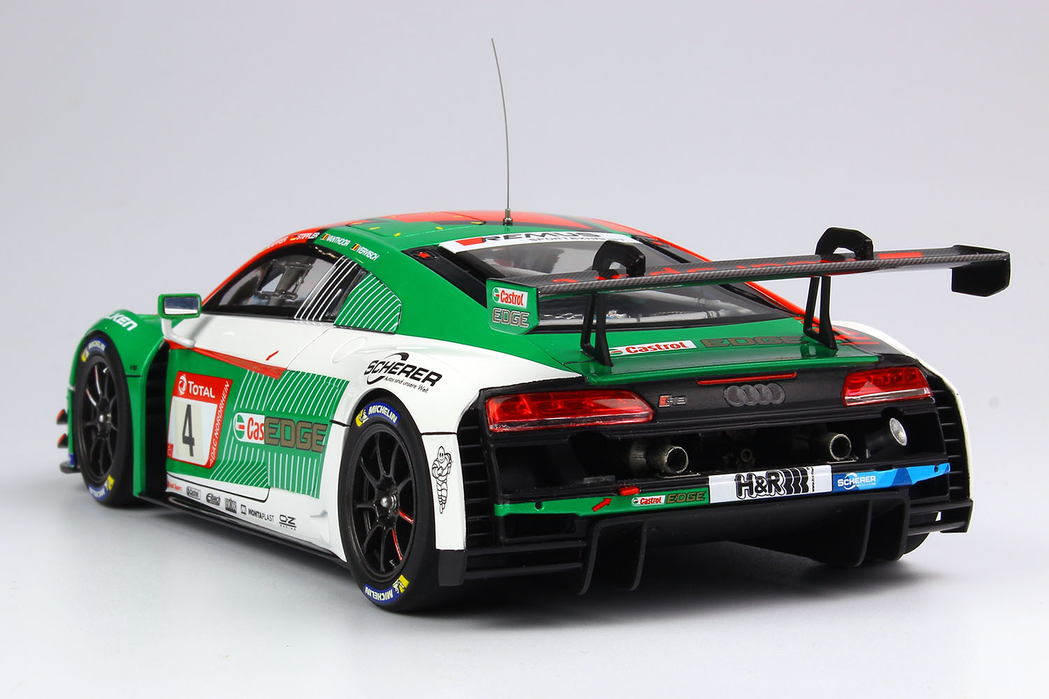 1/24 졼󥰥꡼ ǥ R8 LMS EVO 2019 ˥֥륯24֥졼 ʡ - ɥĤ