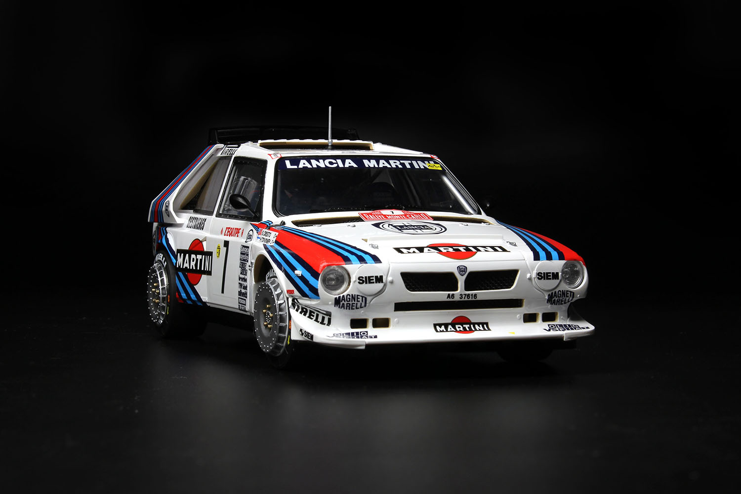 PLATZ/NUNU 1/24 LANCIA DELTA S4 '86 MONTE CARLO RALLY