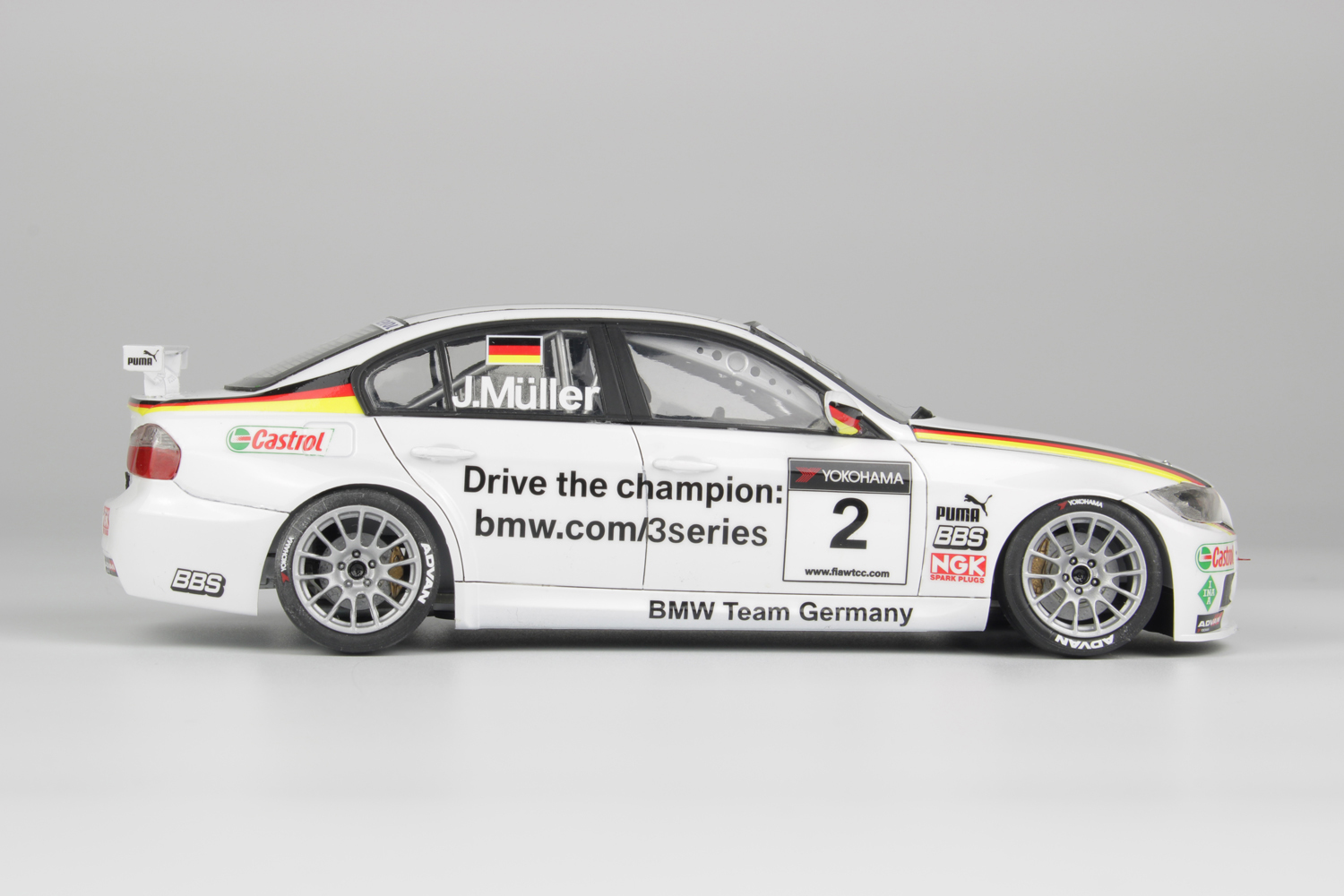 PLATZ/nunu 1/24 BMW 320si E90 WTCC BRANDS HATCH 2008 WINNER