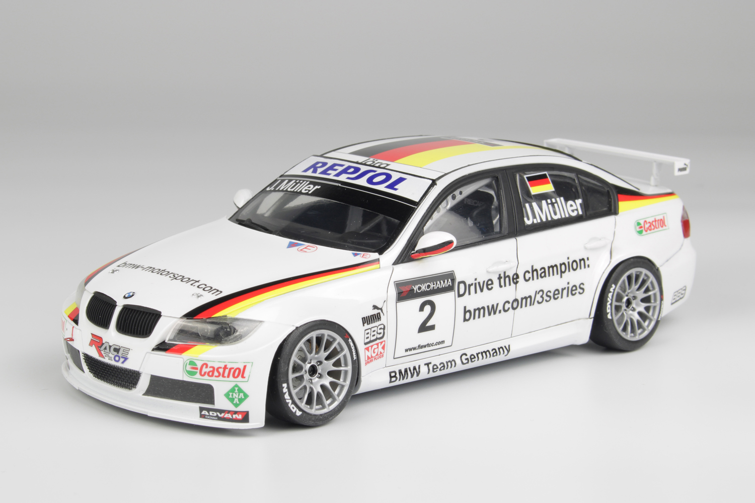 PLATZ/nunu 1/24 BMW 320si E90 WTCC BRANDS HATCH 2008 WINNER