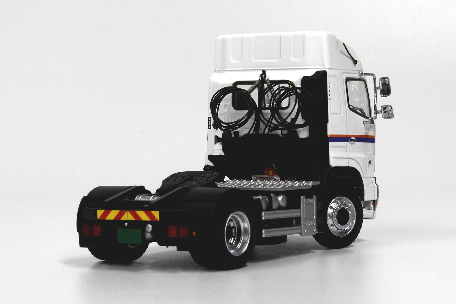 1/50 日野プロフィア SH 4×2 トラクタ 日本トレクス