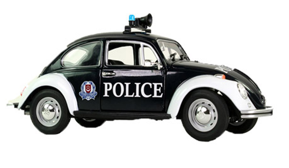 アイコニックレプリカ 1/18 VWビートル シンガポール警察タイプ