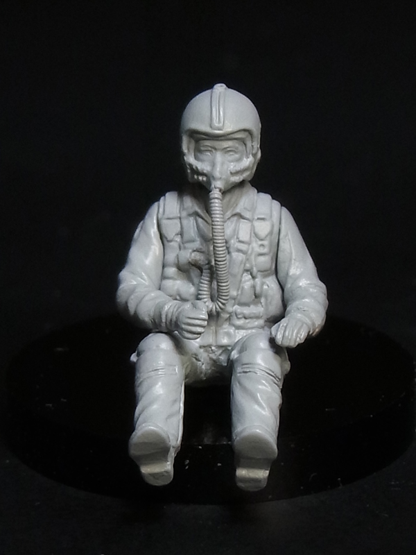 プラッツ　1/72 航空自衛隊 T-2 ブルーインパルス 機付長／パイロット フィギュア付き 特別限定版