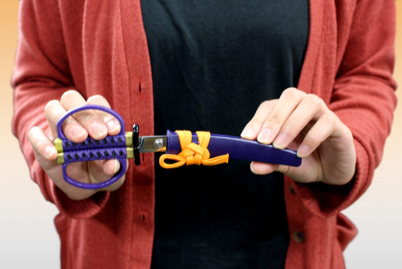 Japanese Sword Design scissors w/sword rack(Black, Red, Purple)