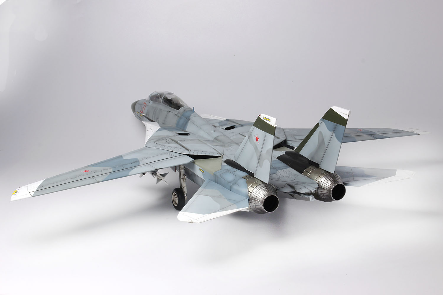 PLATZ/ITALERI 1/48 F-14A TOMCAT "TOP GUN"