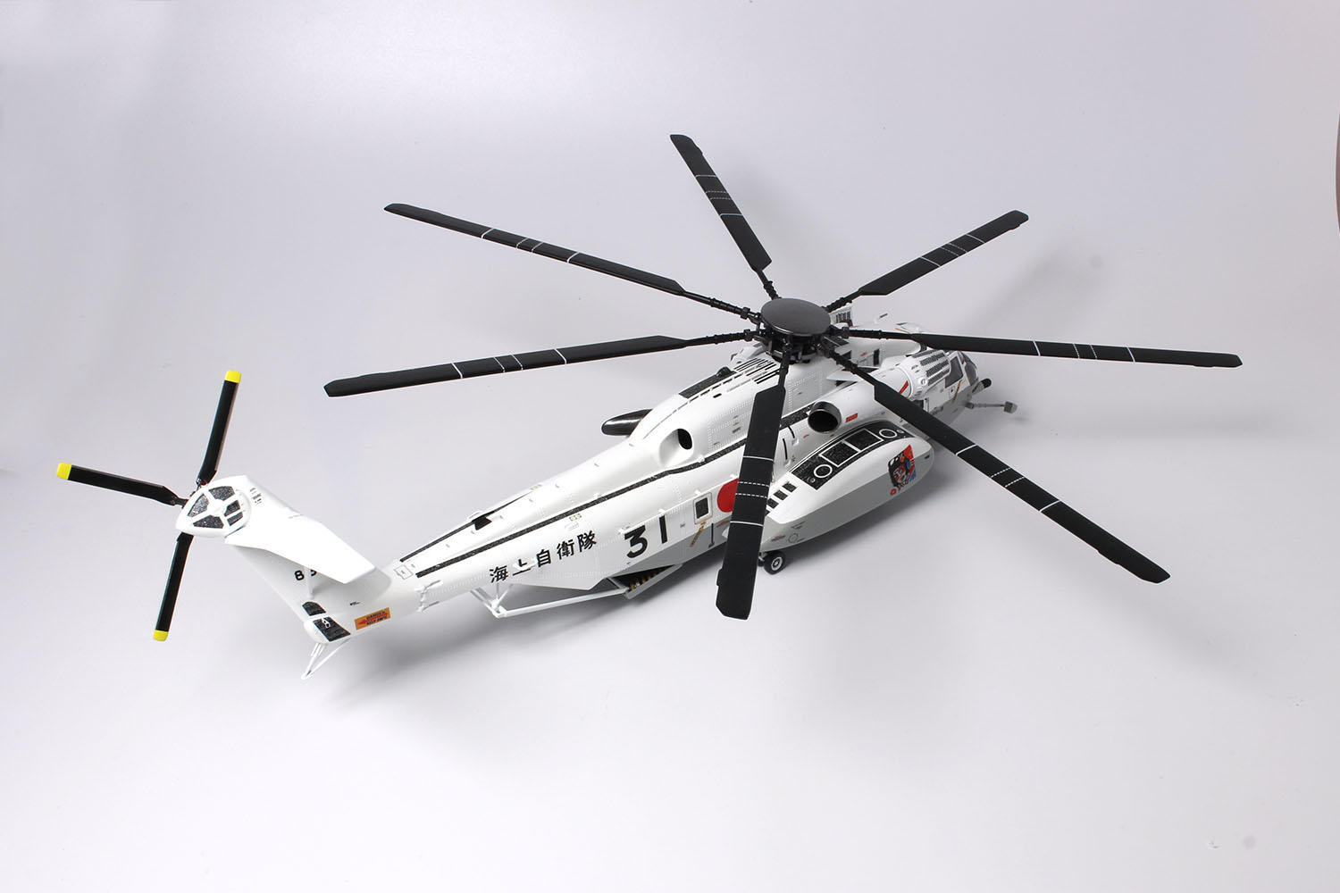 PLATZ 1/72 Minesweeper/Cargo Helicopter MH-53E SEA DRAGON