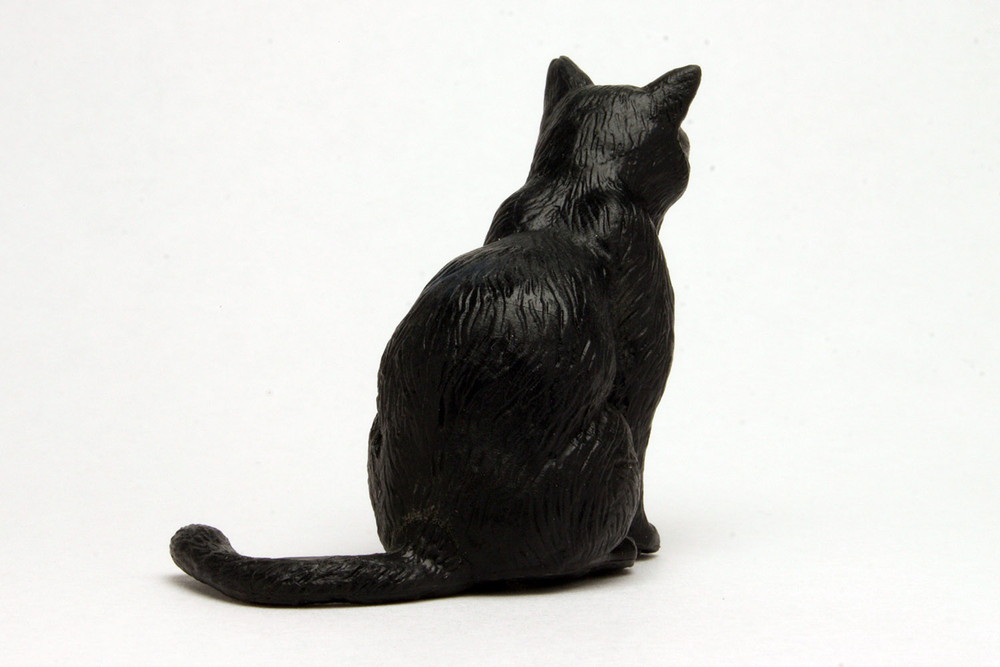 プラッツ　黒猫（座り）