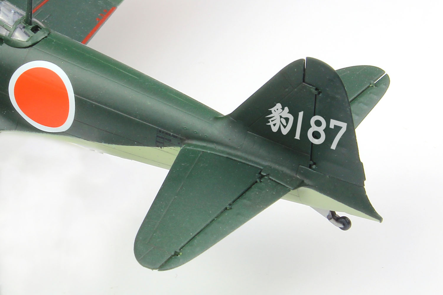 PLATZ 1/72 Full Action Series WWWII IJN A6M2 Zero Fighter Type21