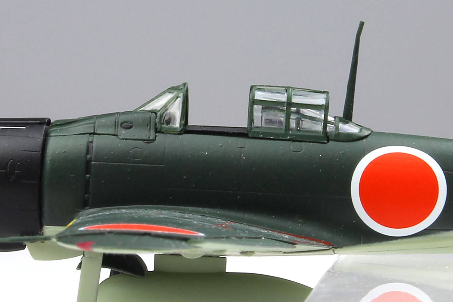 PLATZ 1/72 Full Action Series WWWII IJN A6M2 Zero Fighter Type21