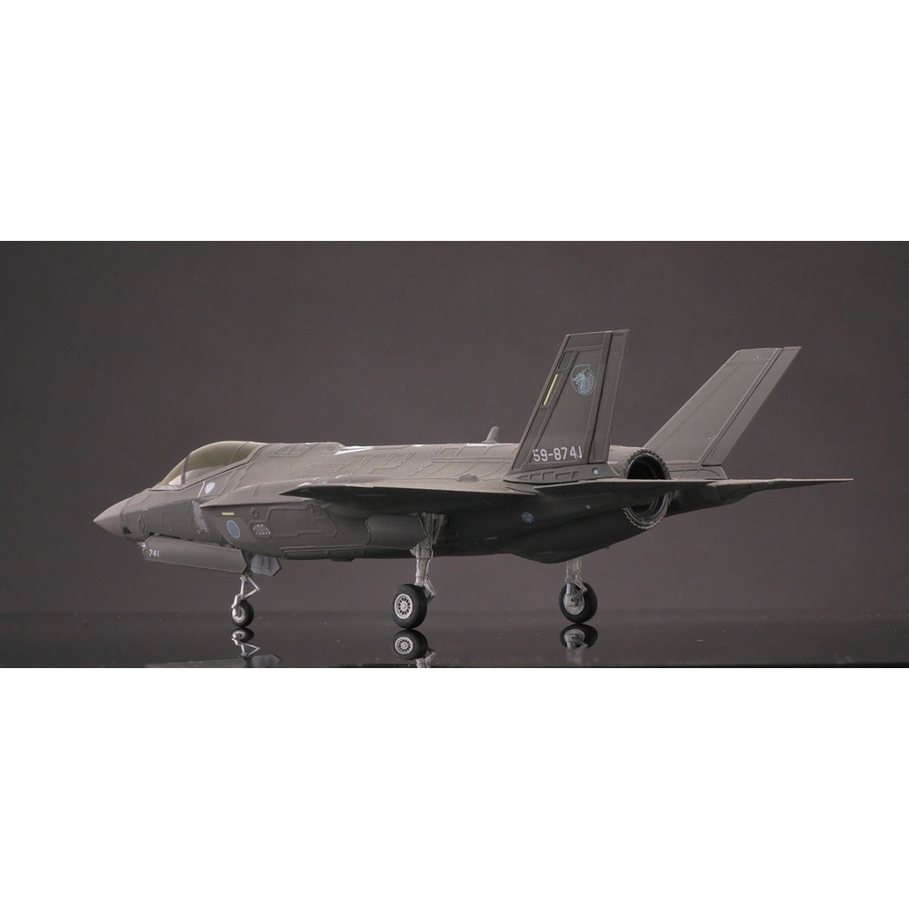 プラモデル :: 飛行機 :: 航空自衛隊 F-35A ライトニングII 第303飛行隊