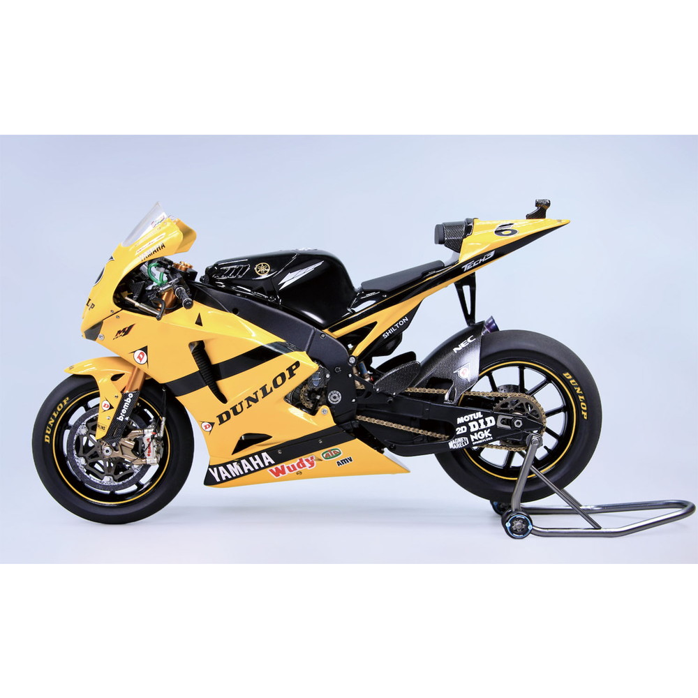 プラモデル :: 車 & バイク :: ヤマハ YZR-M1 2007