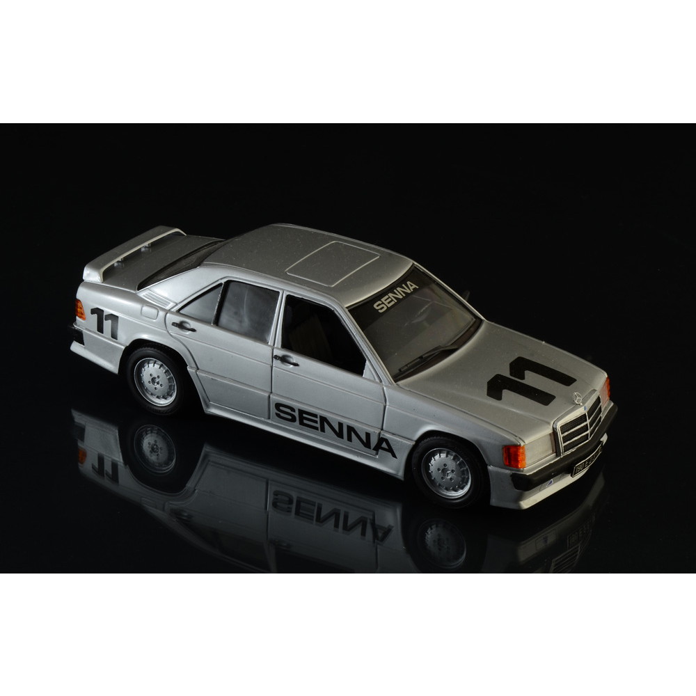 プラモデル :: 車 & バイク :: メルセデス・ベンツ 190E 2.3 16V/1984