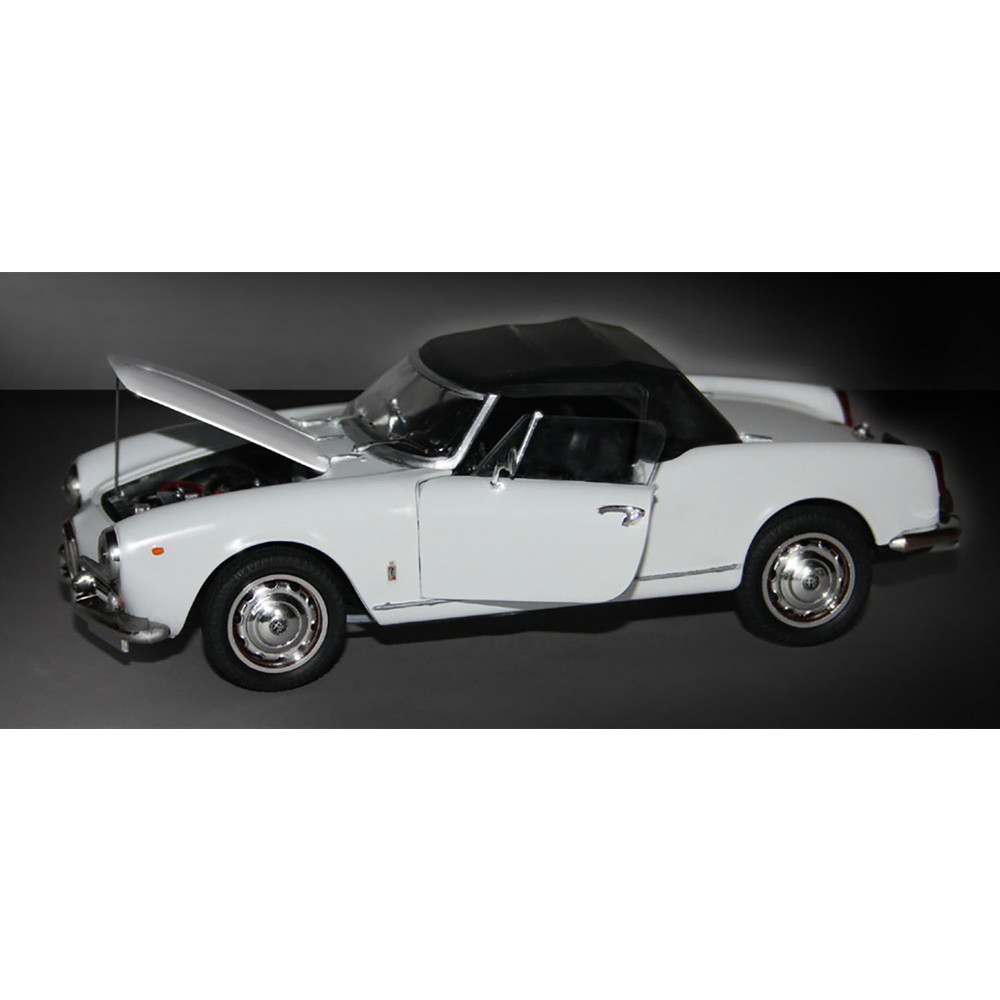 プラモデル :: 車 & バイク :: アルファロメオ ジュリエッタスパイダー