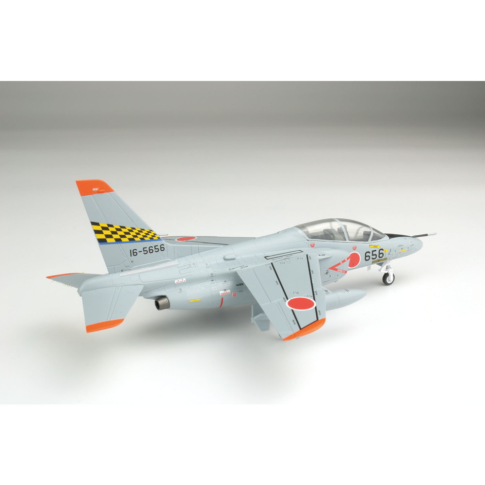 プラモデル :: 飛行機 :: 航空自衛隊 練習機 T-4 浜松基地 第1航空団