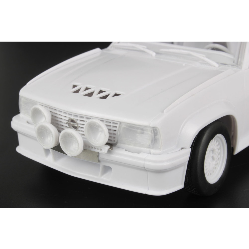 プラモデル :: 車 & バイク :: オペル アスコナ 400 1982 モンテカルロ